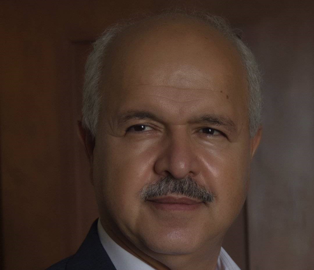 دکتر کوروش کمالی سروستانی